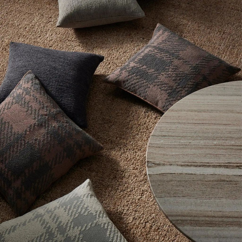 Laurent Cushion Shadow - Image 3