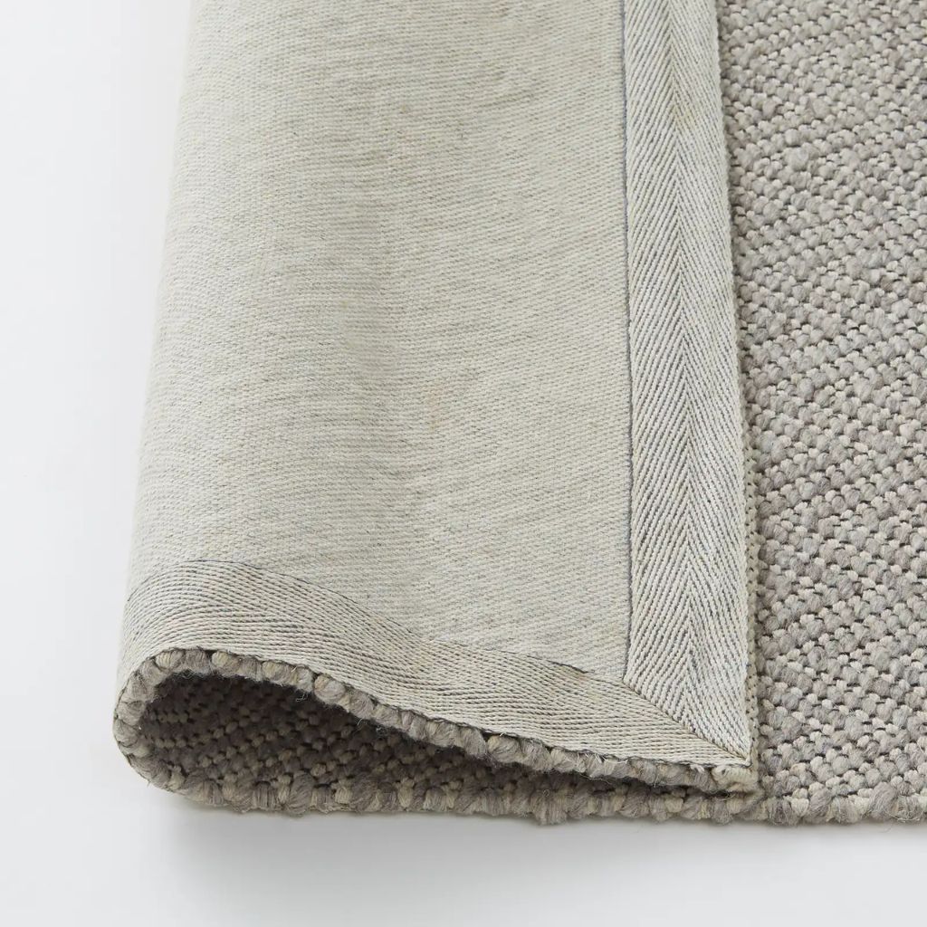 Matterhorn Rug by Weave - Image 4