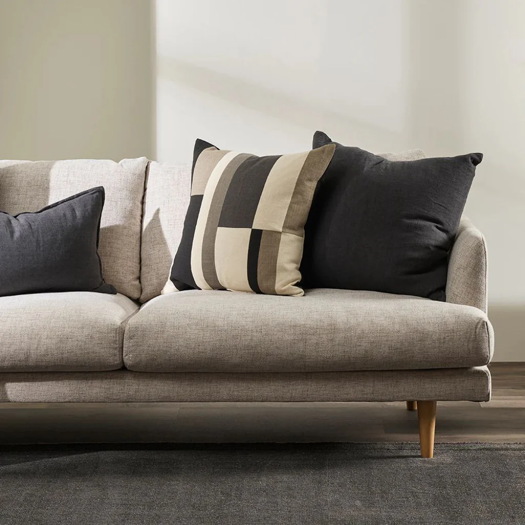 Miley Cushion Black - Image 3