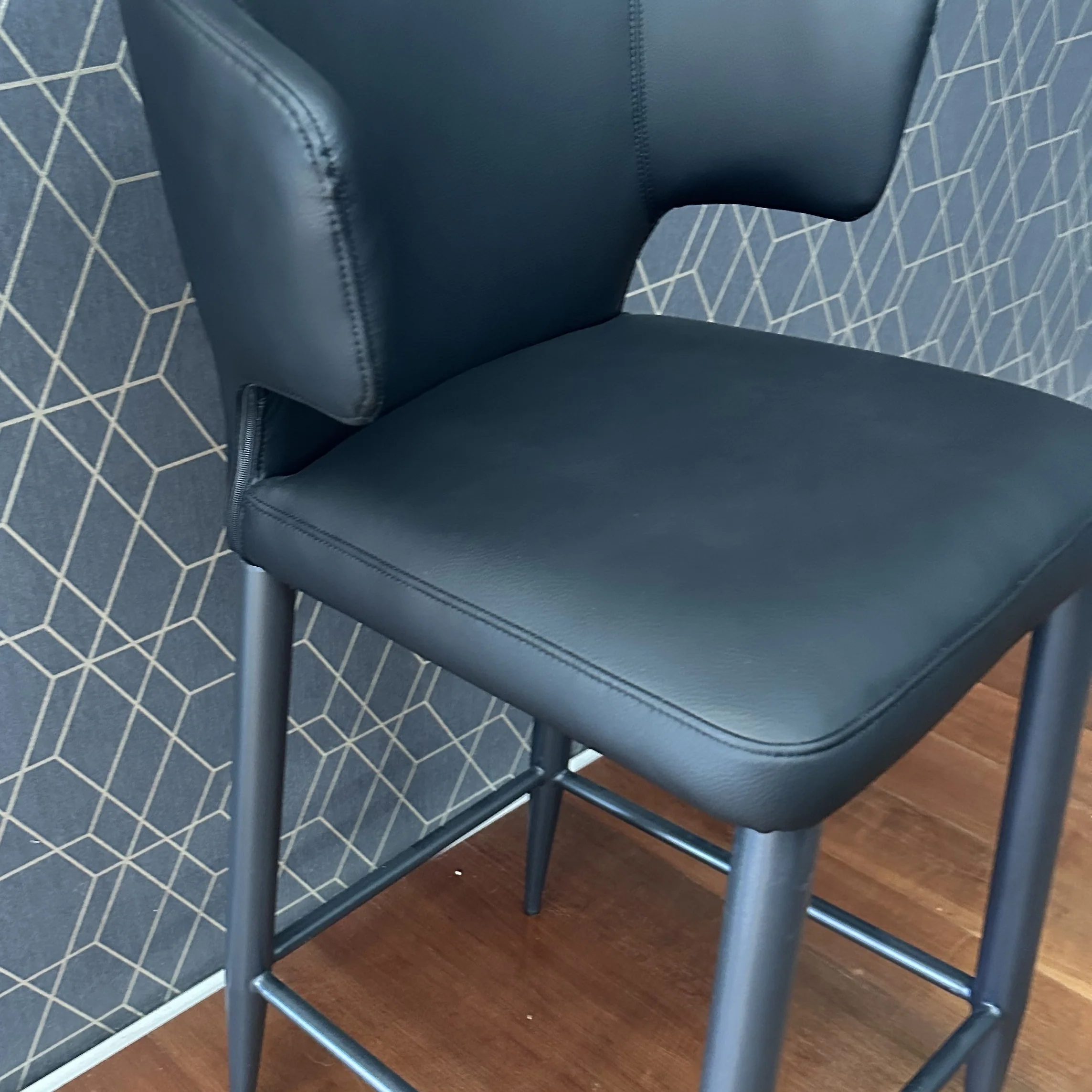 Noa Barstool Clearance - Image 3