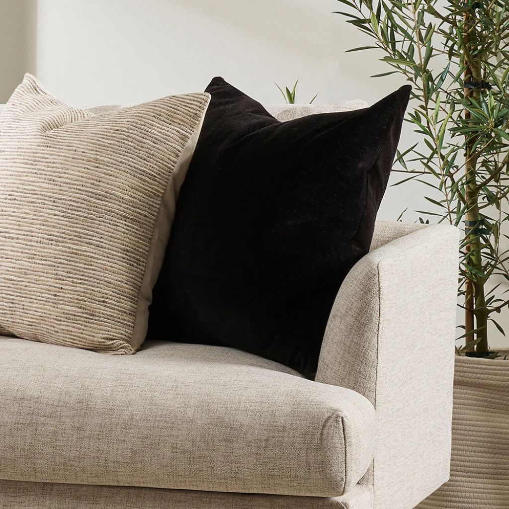 Oralie Cushion Black - Image 3