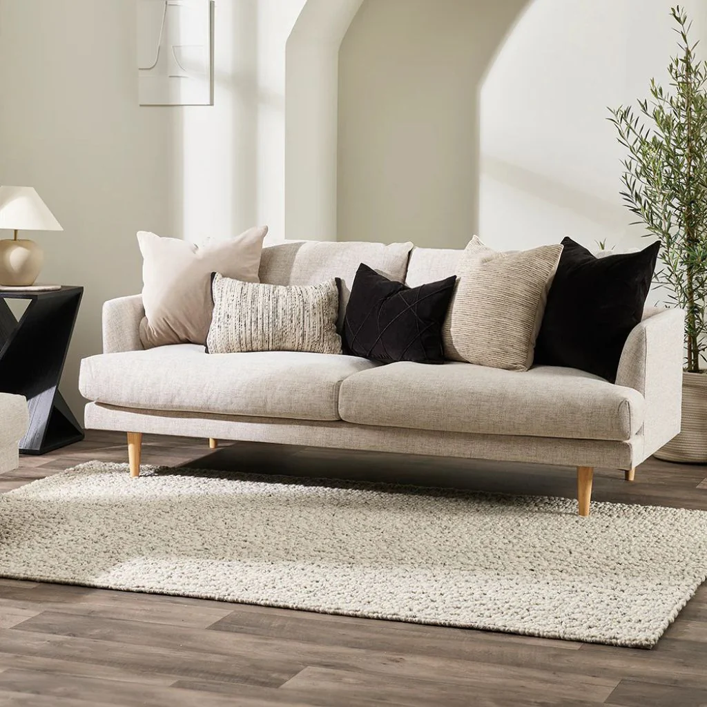 Oralie Cushion Black - Image 4