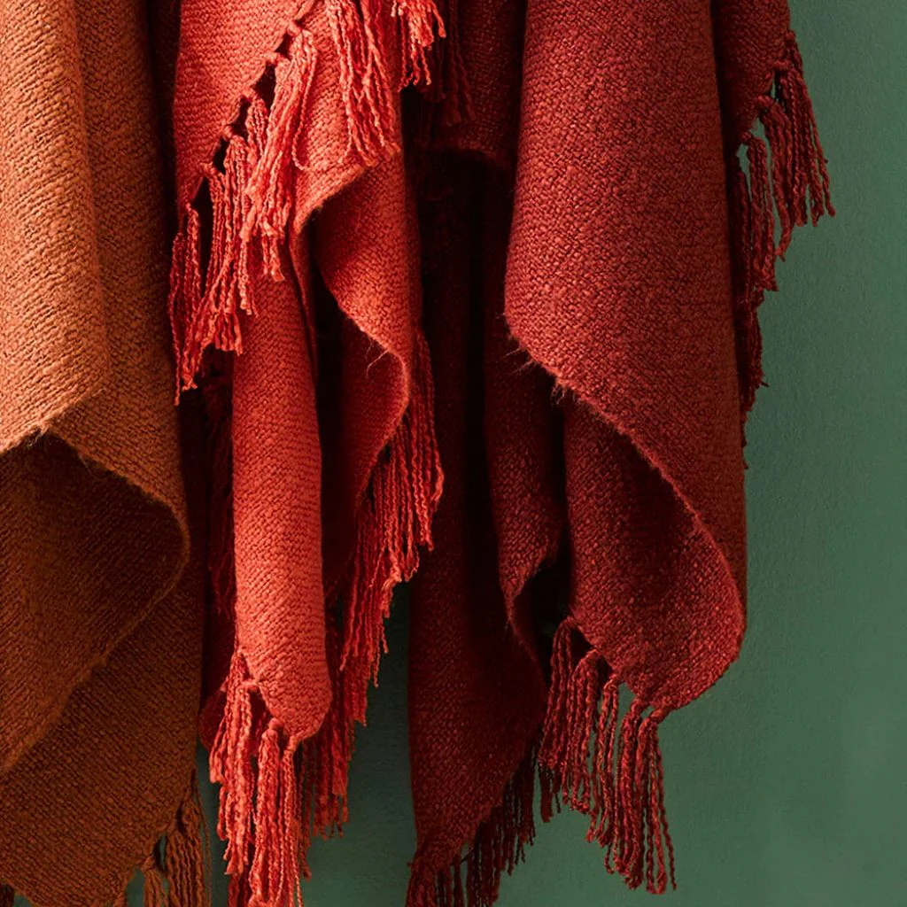 Serenade Throw Shiraz - Image 2