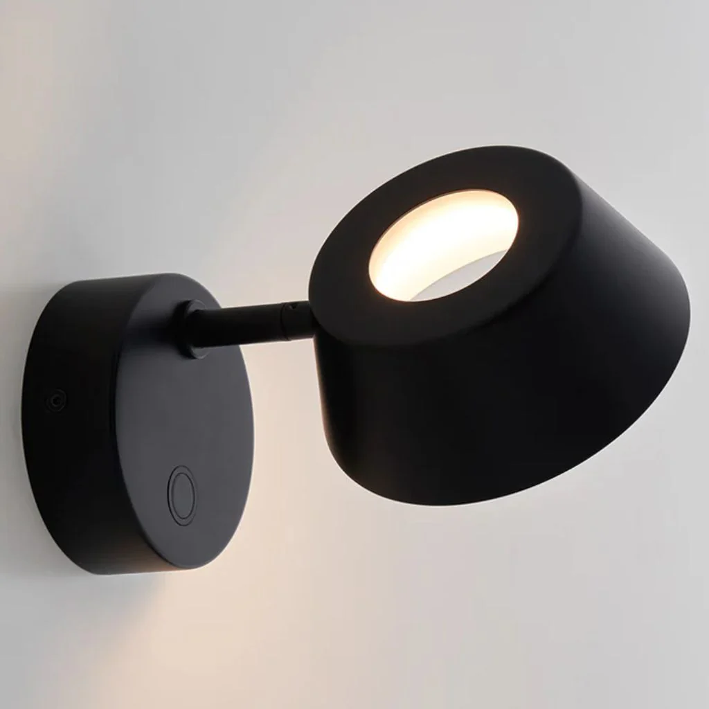 Studio Italia OLO Wall Light - Image 2