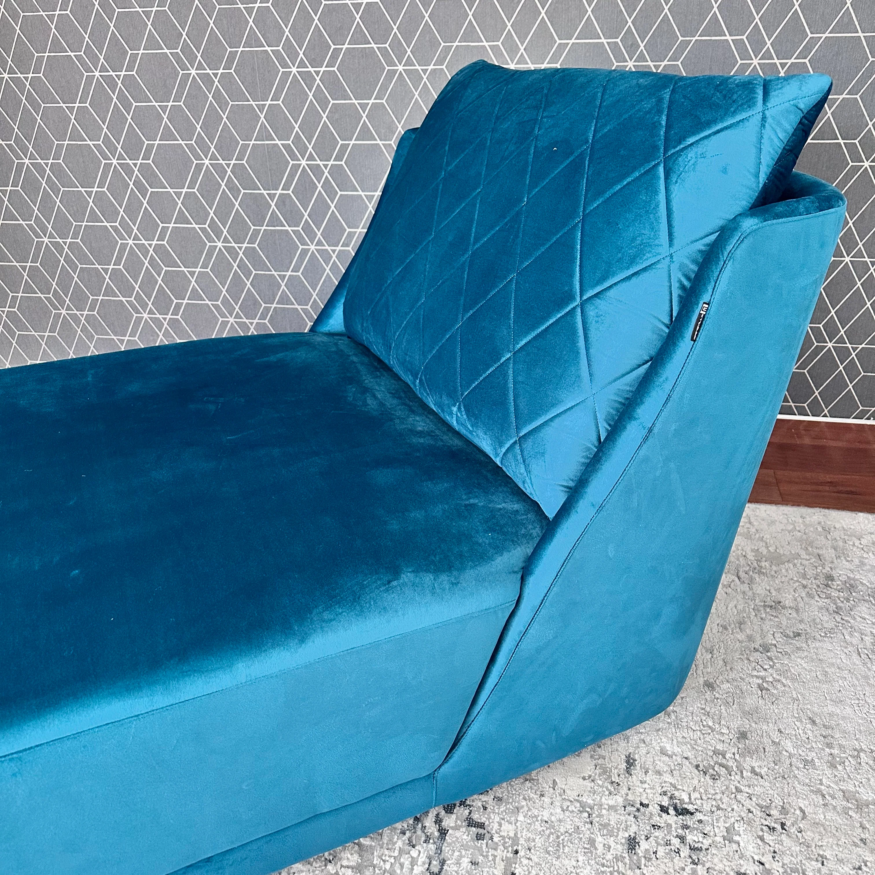Verona Chaise Clearance - Image 2
