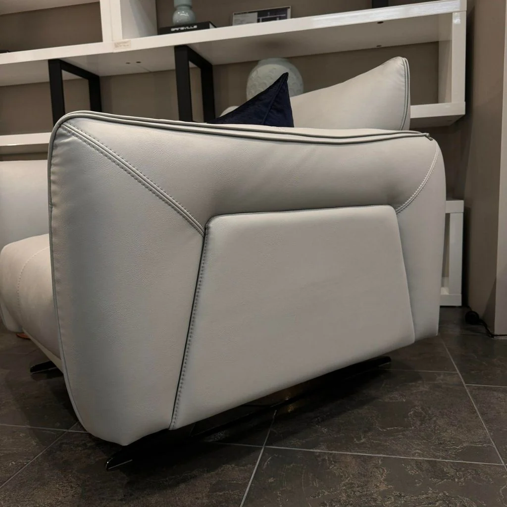 Voyage 1 Seat Armchair - Image 3