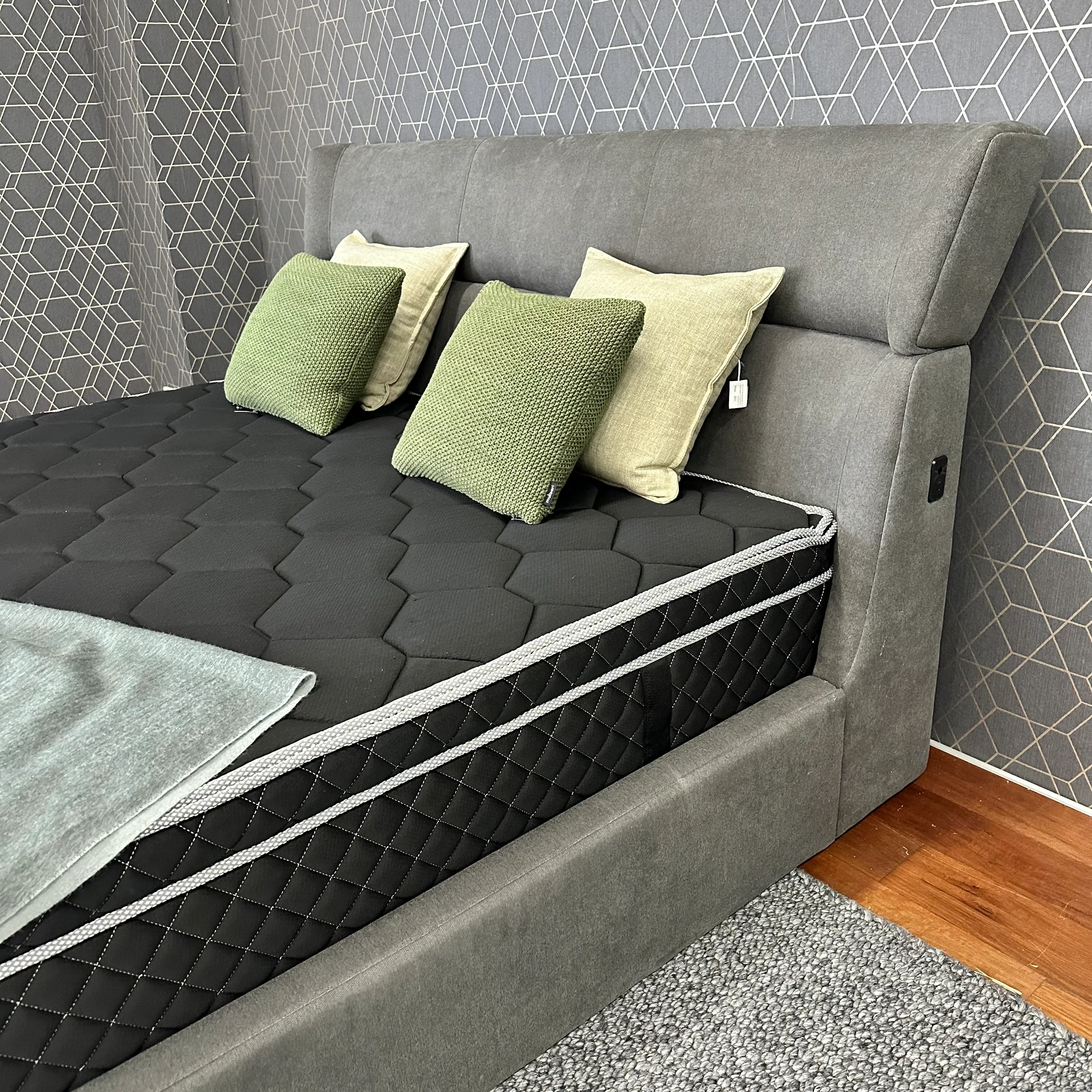 Windsor King Bed Clearance - Image 2