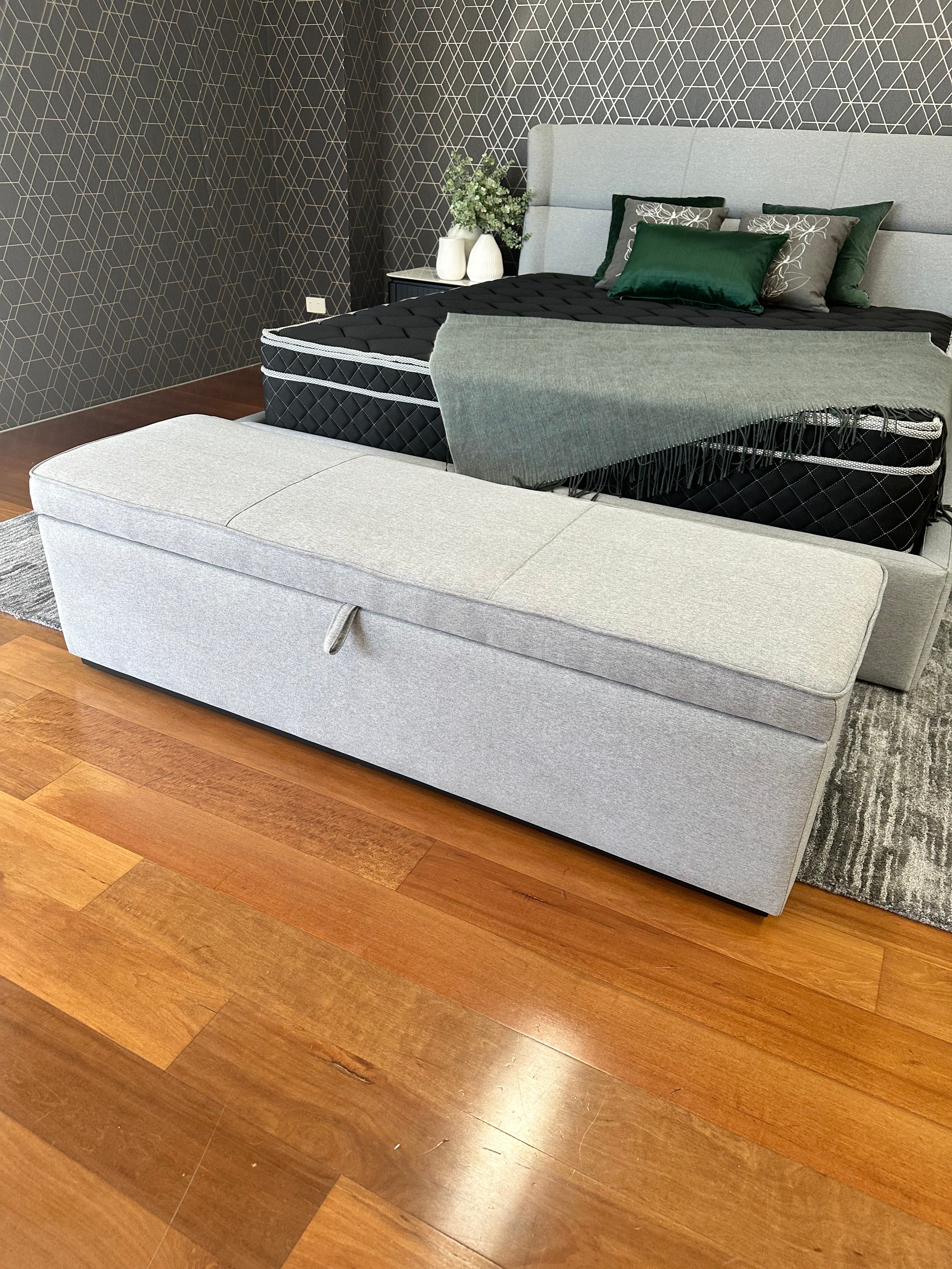 Windsor King Bed Clearance - Image 4
